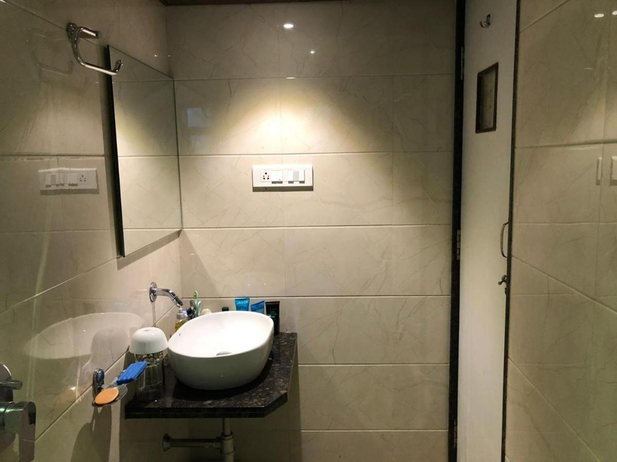 Pravasi Residency Lodge Thane